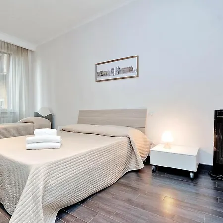 Brunetti Apartment *
